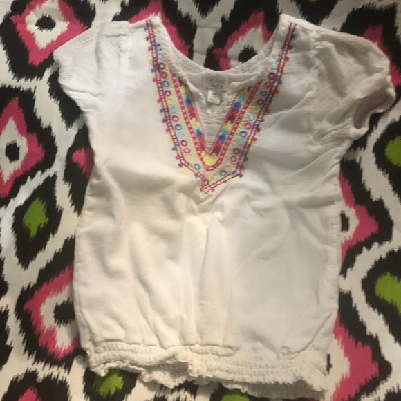 🌟Clear Out🌟NWOT Children's Place Embroidered Top - Picture 1 of 4